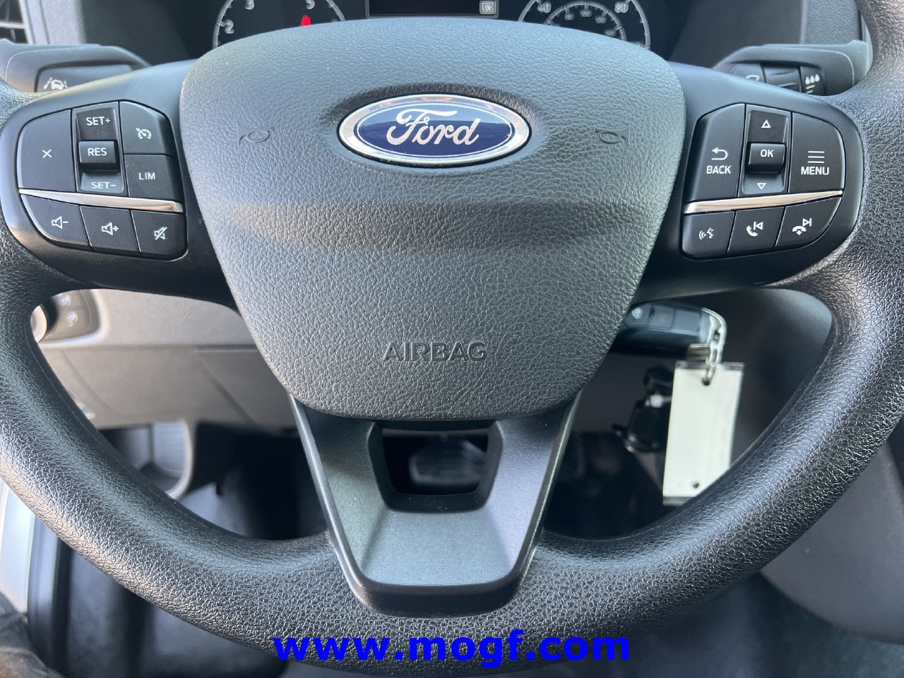Used 2025 Ford Transit 250 Low Roof w/ Exterior Upgrade Package RWD image 11