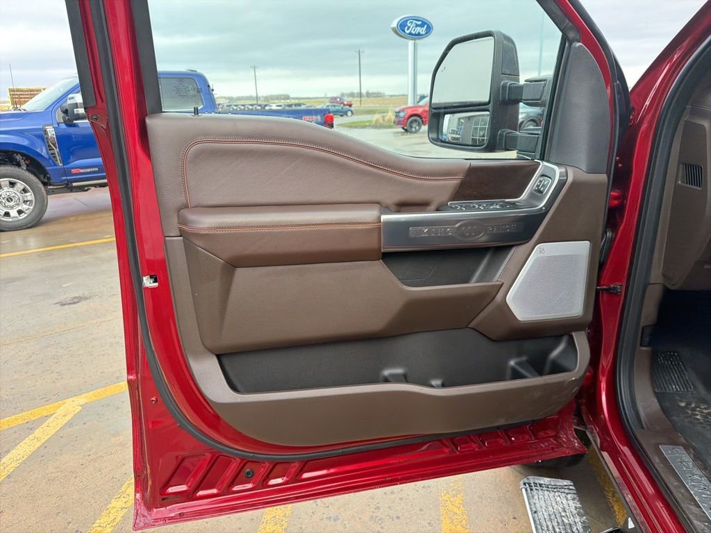 New 2026 Ford F350 King Ranch w/ FX4 Off-Road Package image 14
