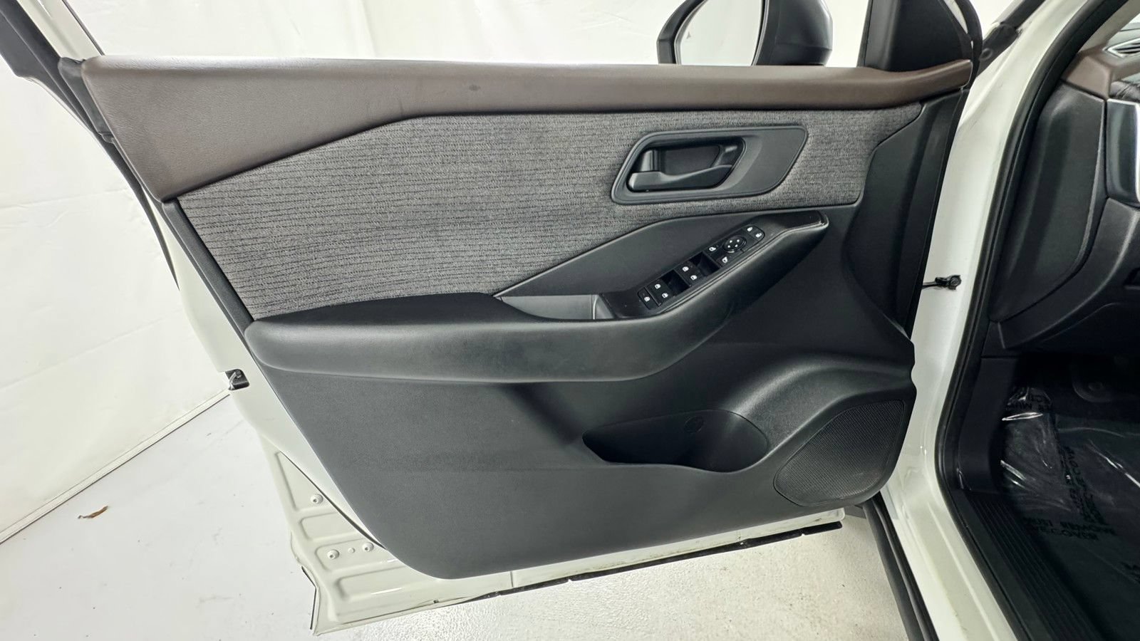 Certified 2023 Nissan Rogue S AWD/4WD image 18