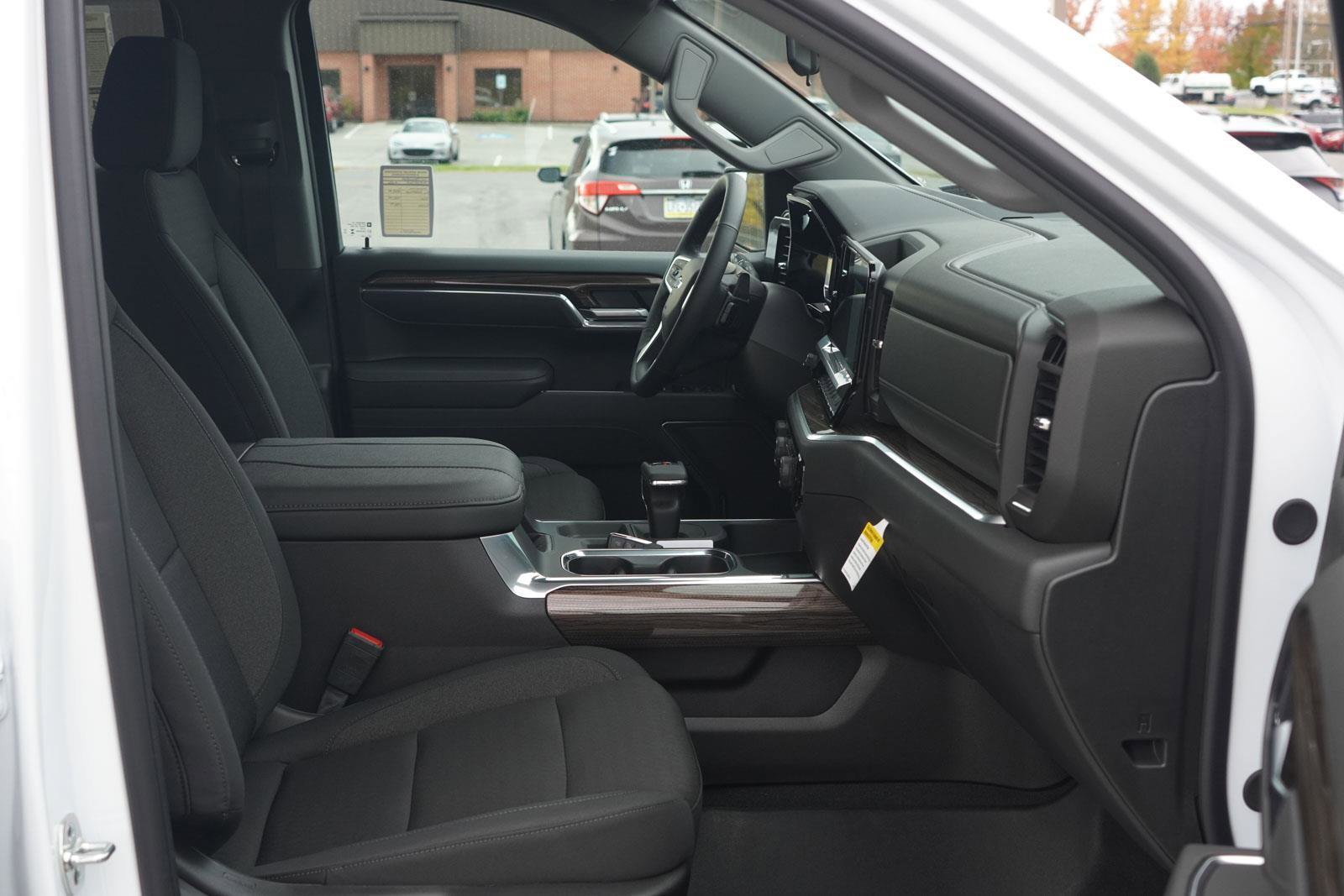 New 2026 Chevrolet Silverado 1500 LT Trail Boss w/ LPO, Dark Essentials Package image 28