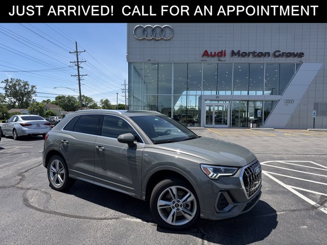 Used 2024 Audi Q3 2.0T Premium Plus w/ Premium Plus Package AWD/4WD image 1