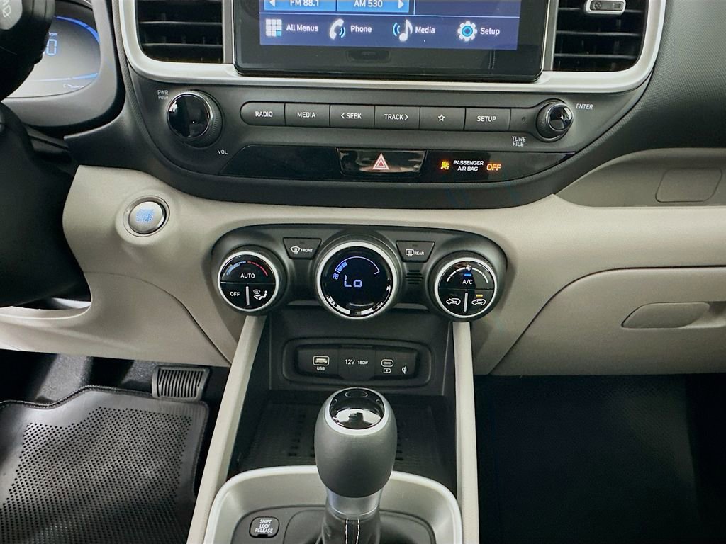 New 2026 Hyundai Venue SEL FWD image 13