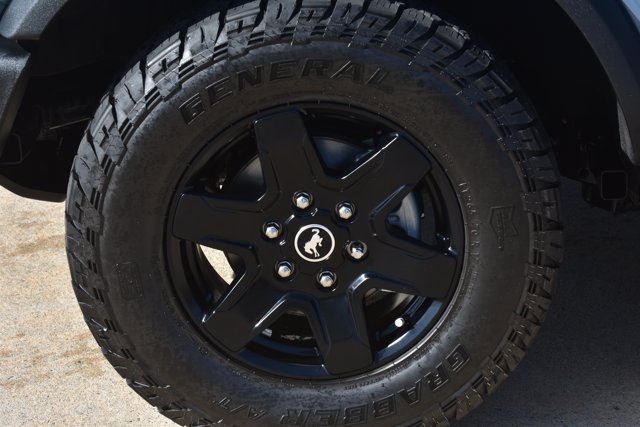 Used 2025 Ford Bronco Outer Banks AWD/4WD image 9