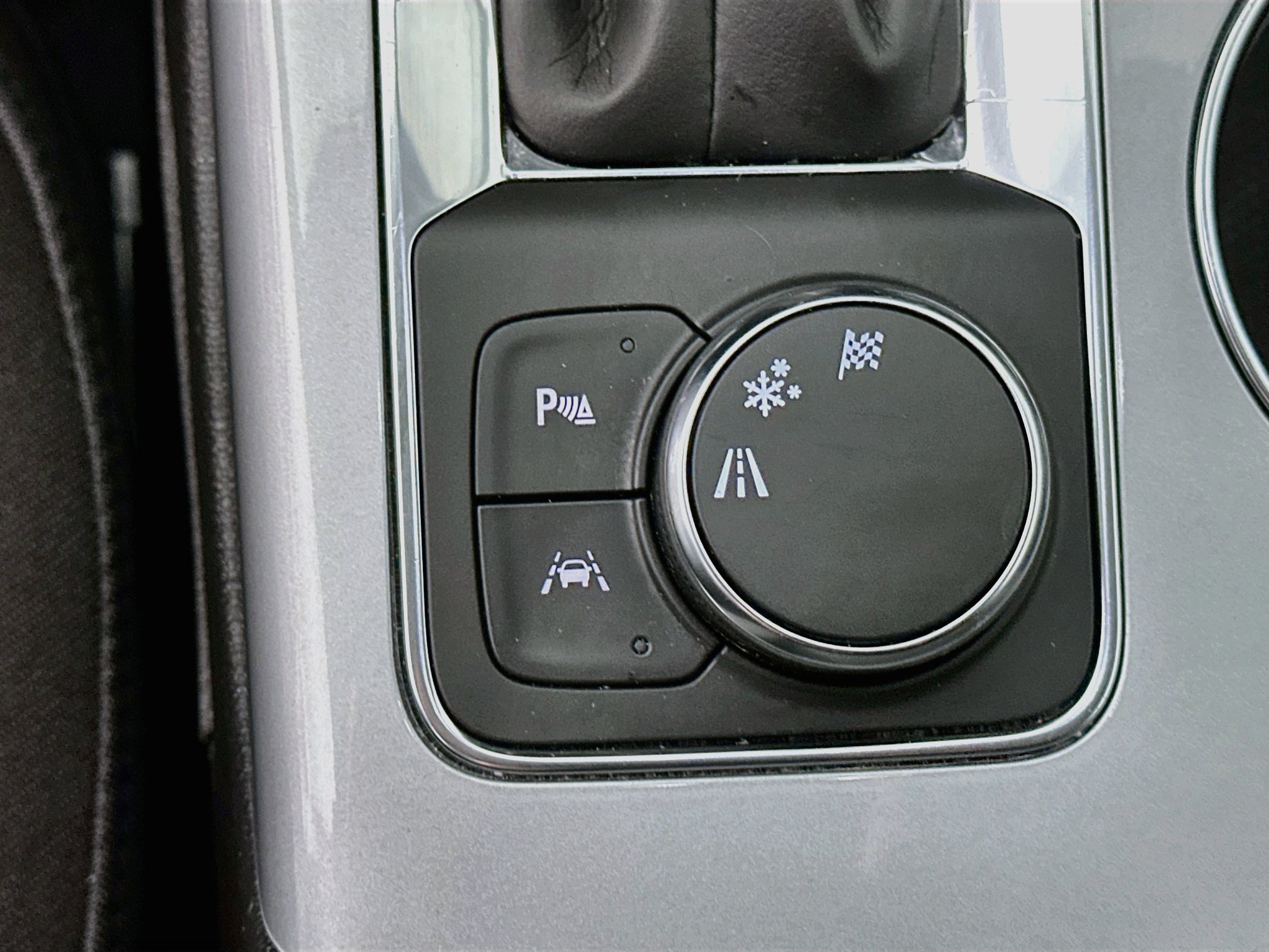 Used 2026 Chevrolet Blazer LT FWD image 26