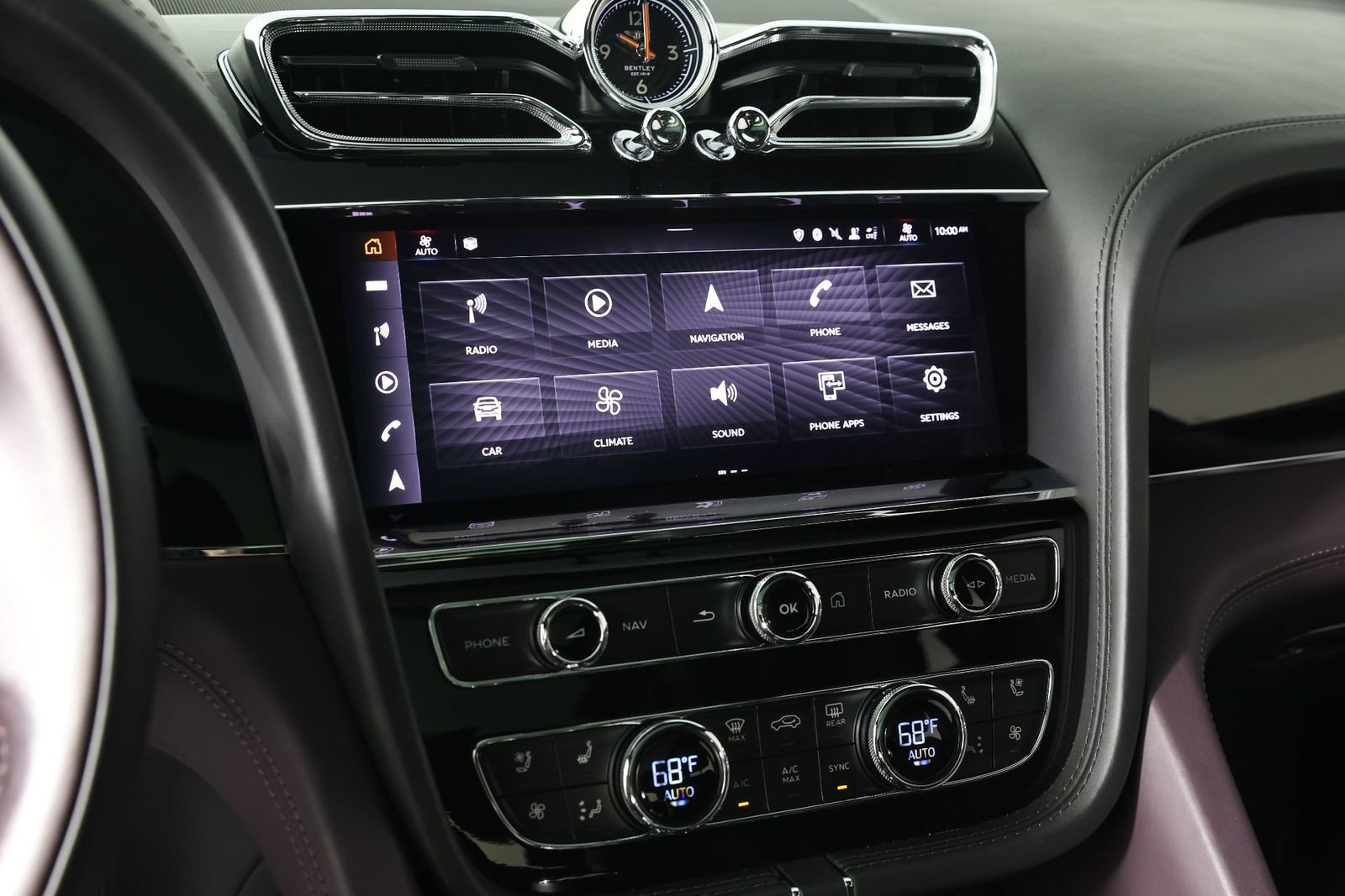 Used 2022 Bentley Bentayga AWD/4WD image 22