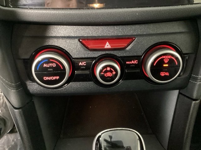 Certified 2022 Subaru Impreza 2.0i Limited image 23