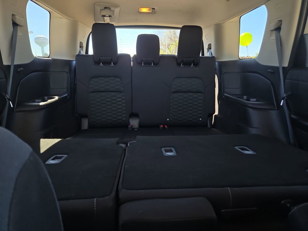 Used 2024 Nissan Pathfinder SV image 20