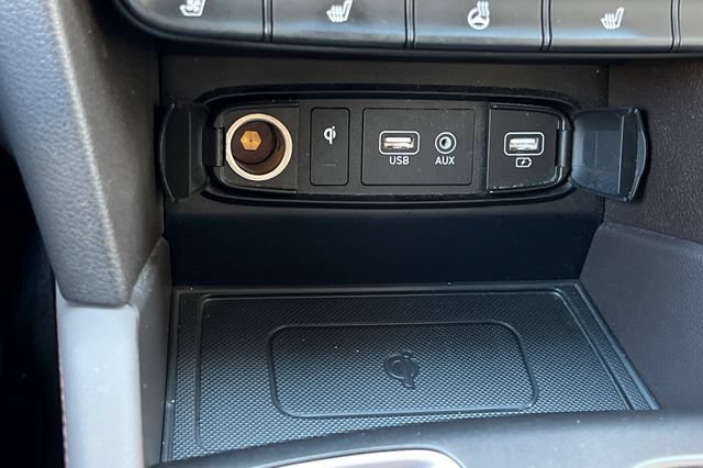 Used 2020 Hyundai Santa Fe Limited FWD image 38