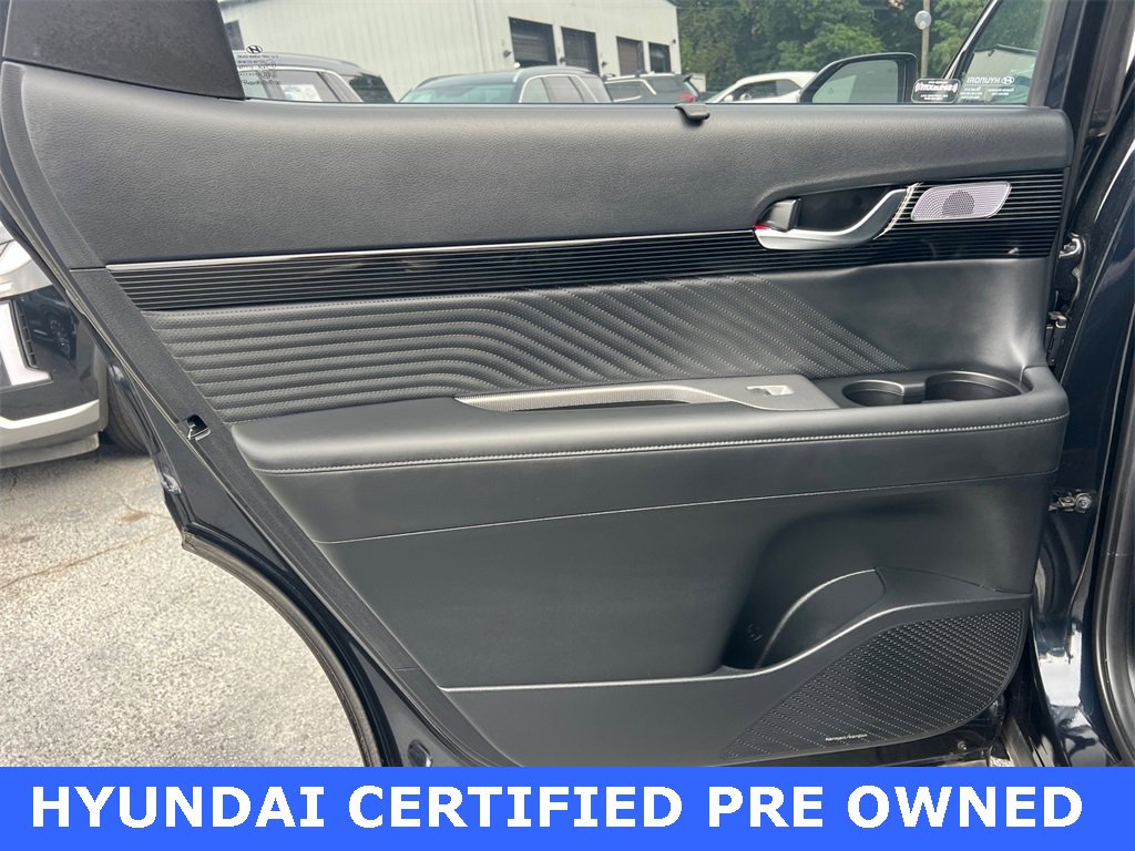 Used 2023 Hyundai Palisade Calligraphy image 22