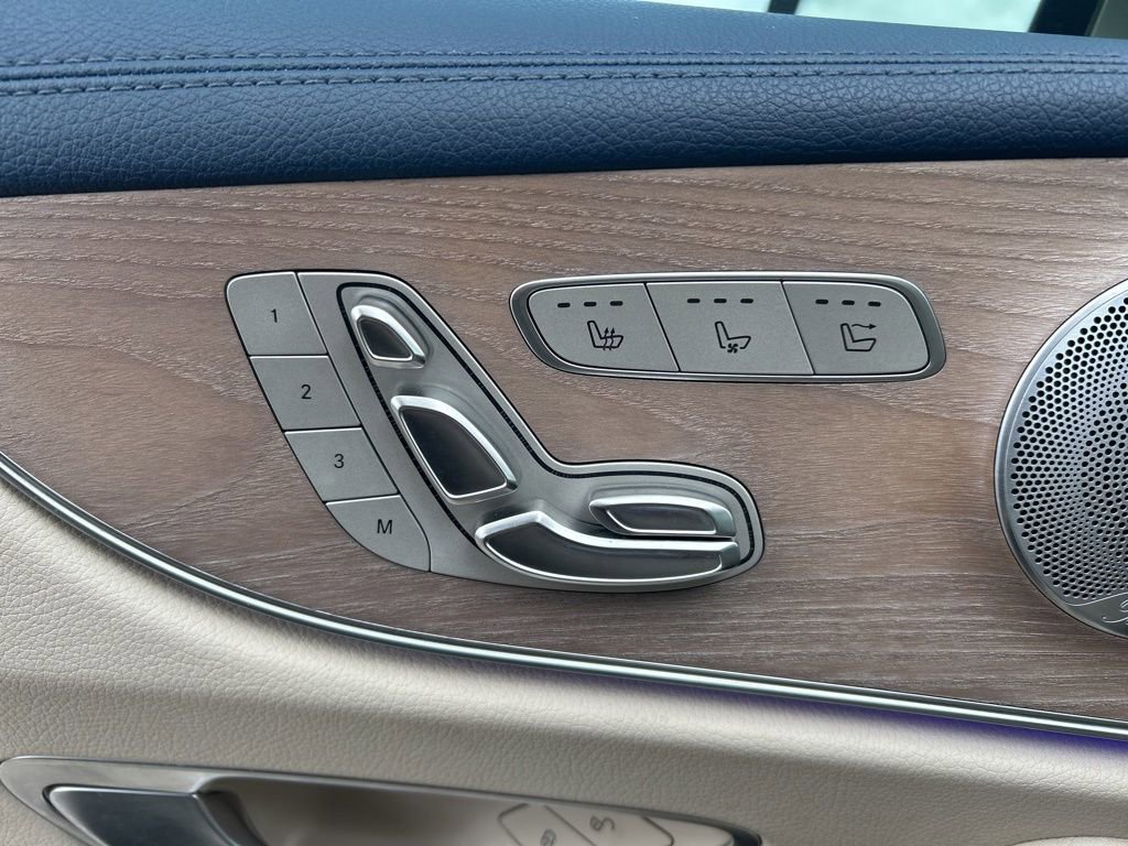 Used 2018 Mercedes-Benz E 400 4MATIC Cabriolet image 13