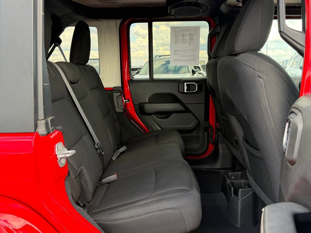 Used 2021 Jeep Wrangler Unlimited Sahara image 17