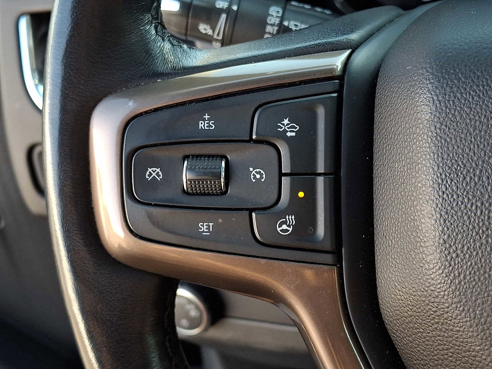 Used 2023 Chevrolet Tahoe High Country w/ Premium Package 2 image 23