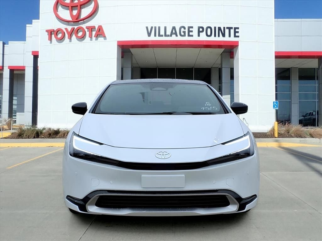New 2026 Toyota Prius Plug-In Hybrid FWD image 8