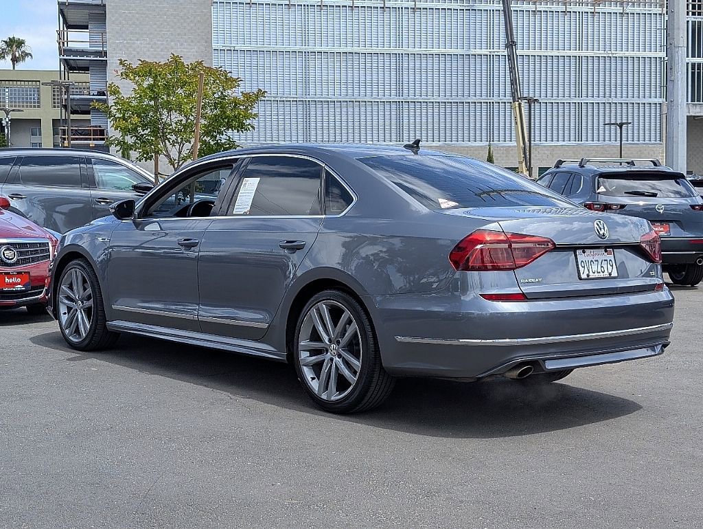 Used 2017 Volkswagen Passat 1.8T R-Line FWD image 12