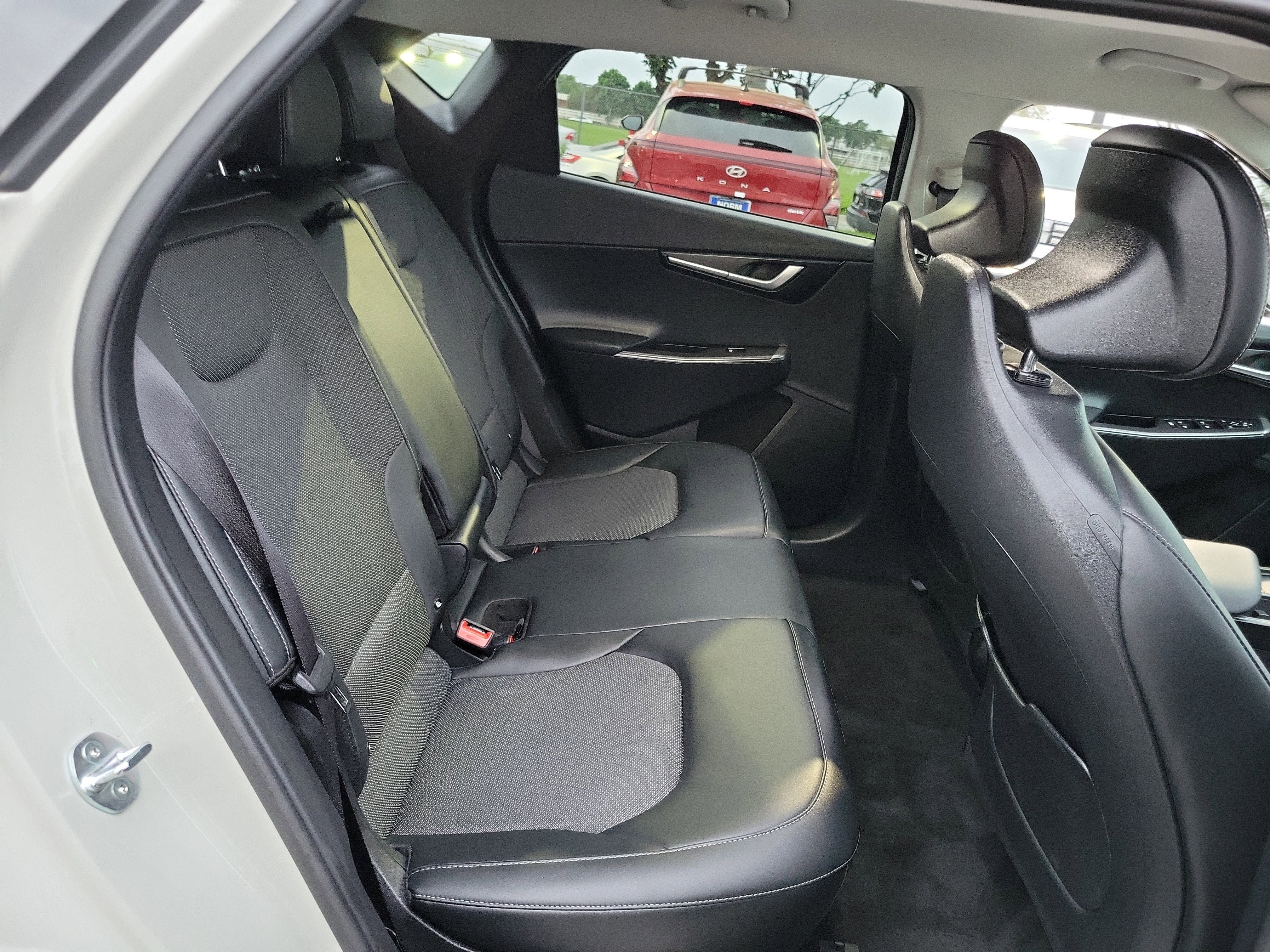 Used 2024 Kia EV6 Light image 21