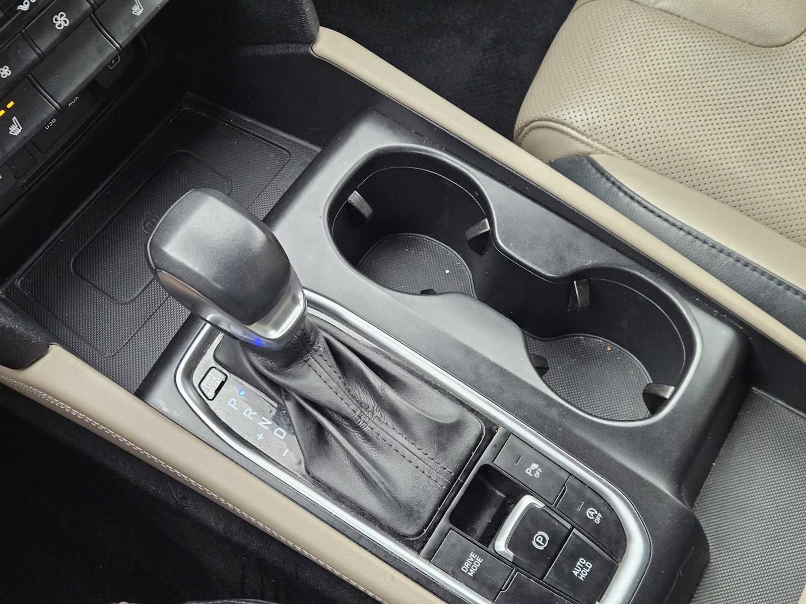 Used 2020 Hyundai Santa Fe SEL image 20