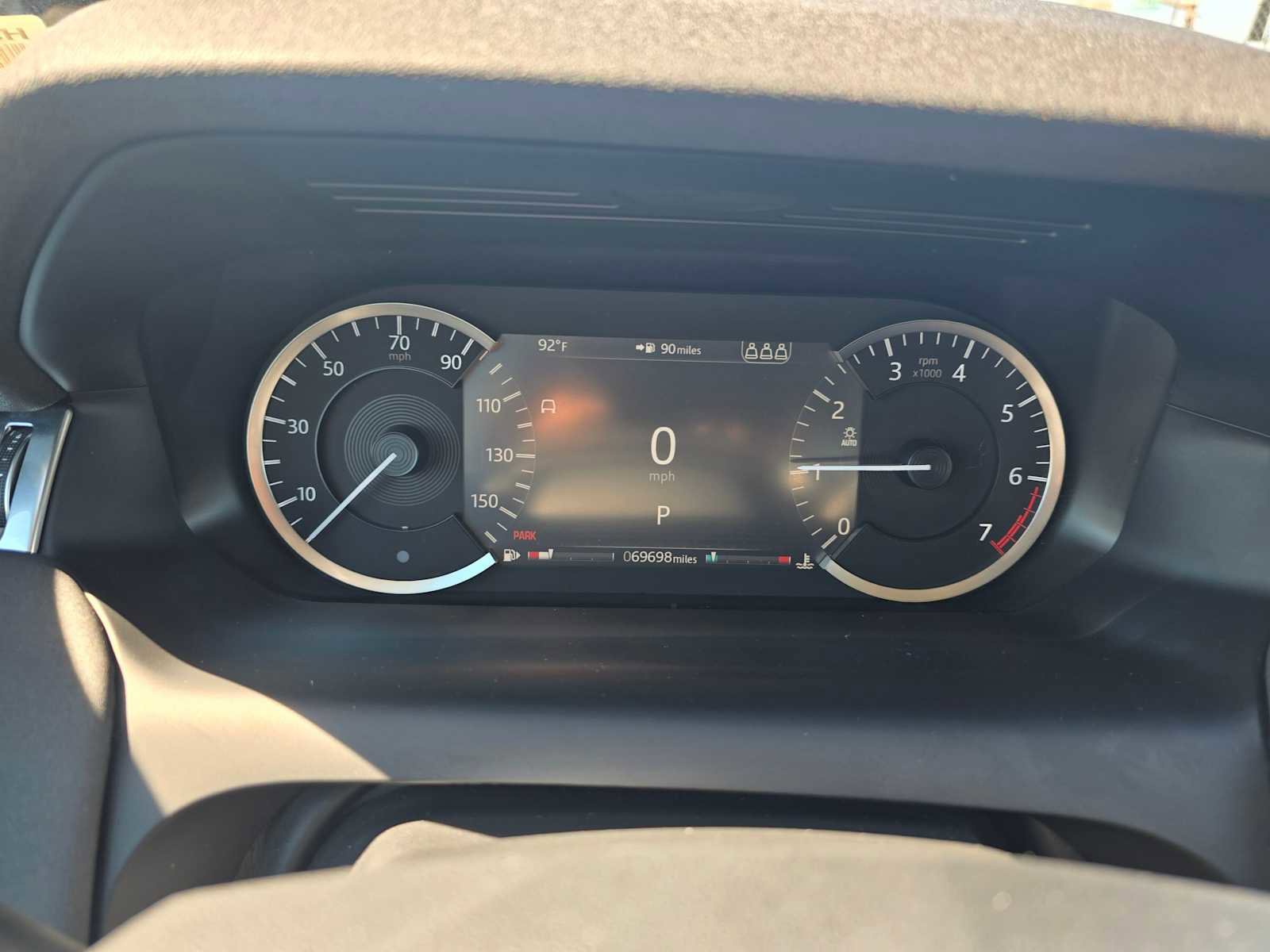 Used 2020 Land Rover Discovery Sport image 26