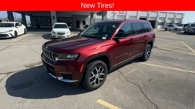 Used 2023 Jeep Grand Cherokee L Limited w/ Luxury Tech Group II image 4