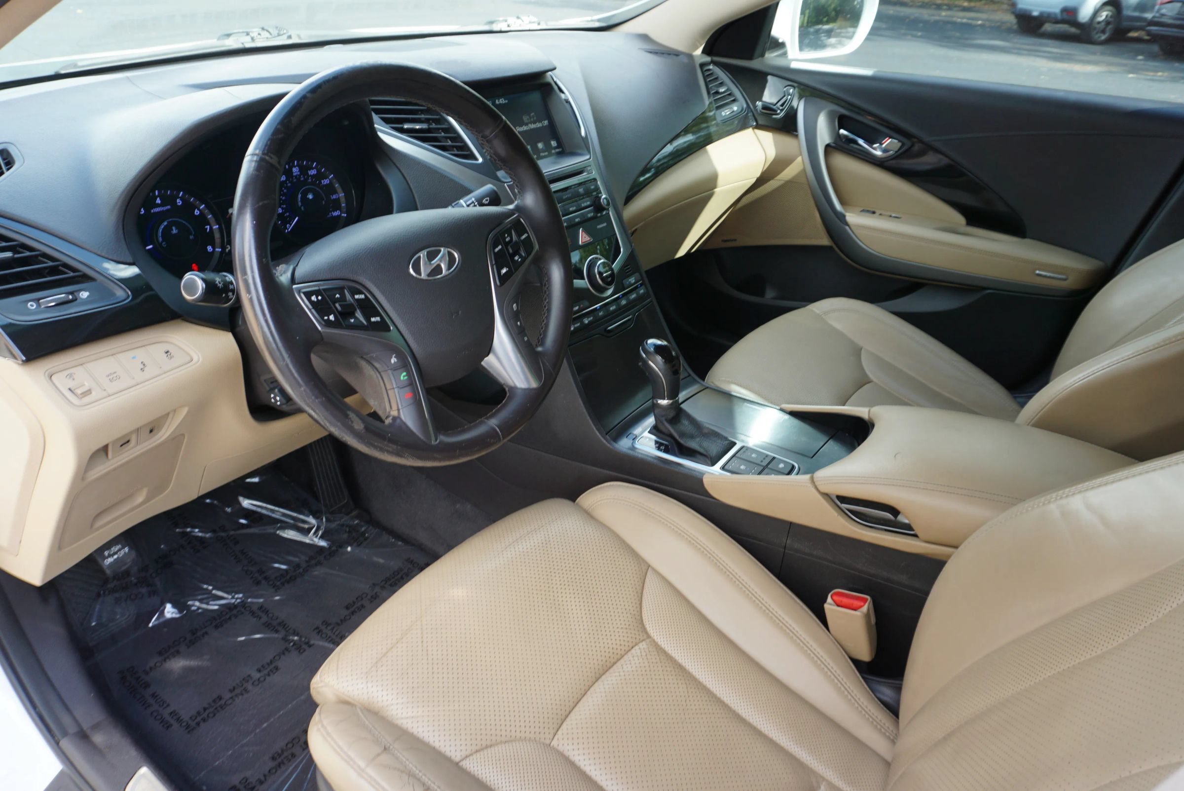 Used 2015 Hyundai Azera Limited FWD image 27