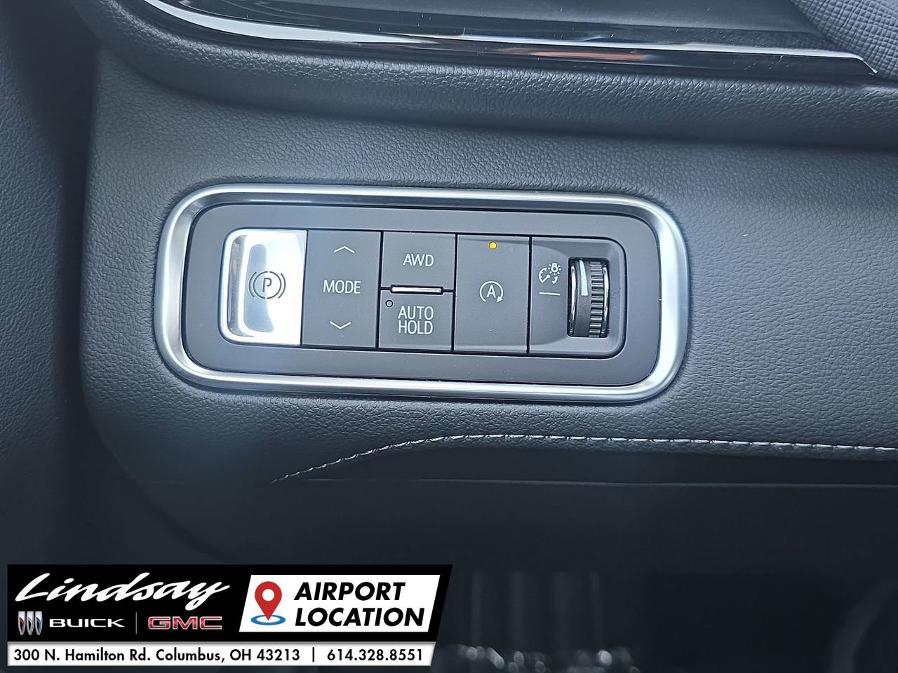 Used 2025 Buick Enclave Sport Touring w/ Power Package image 19