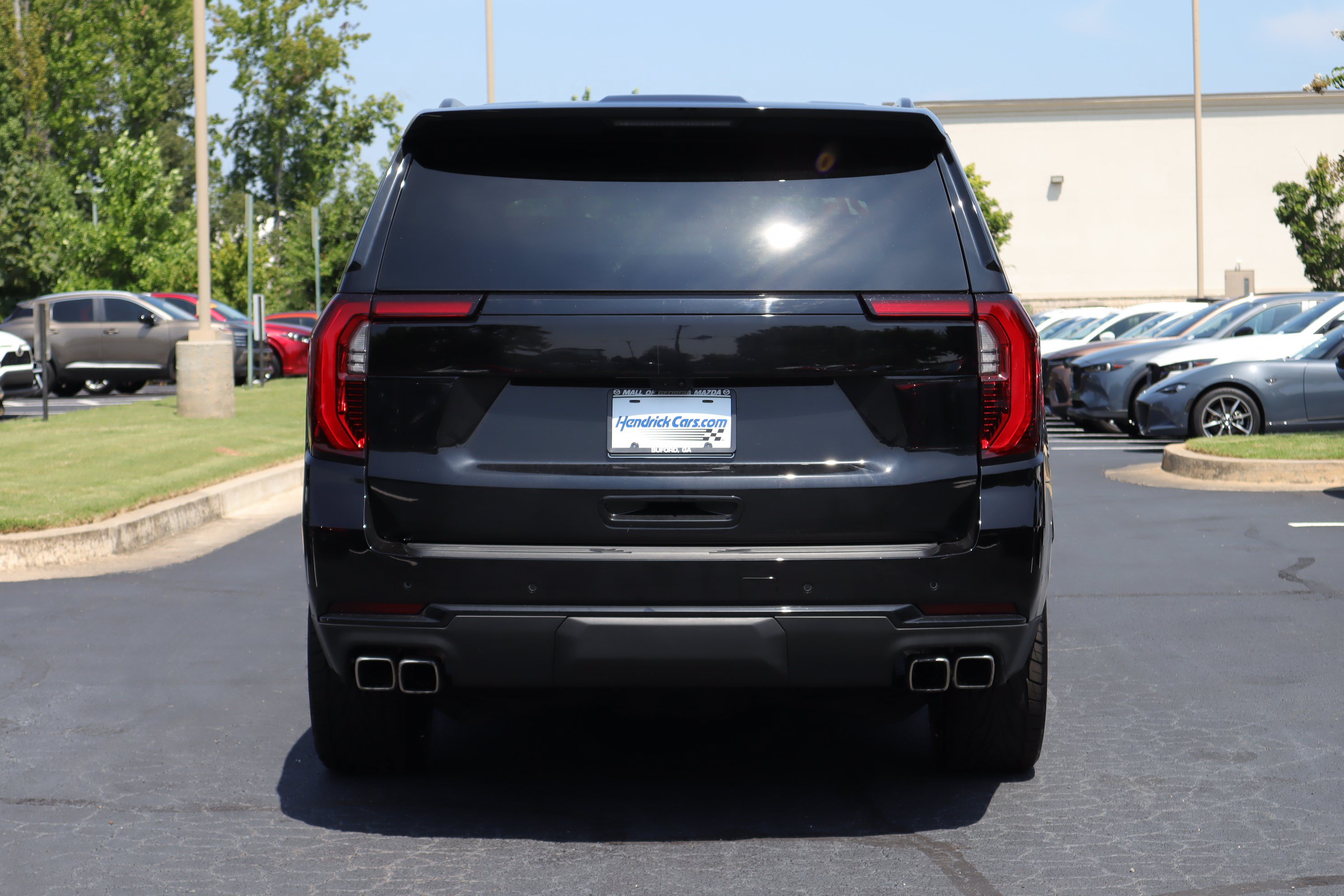 Used 2026 GMC Yukon Denali Ultimate w/ LPO, Floor Liner Package AWD/4WD image 37