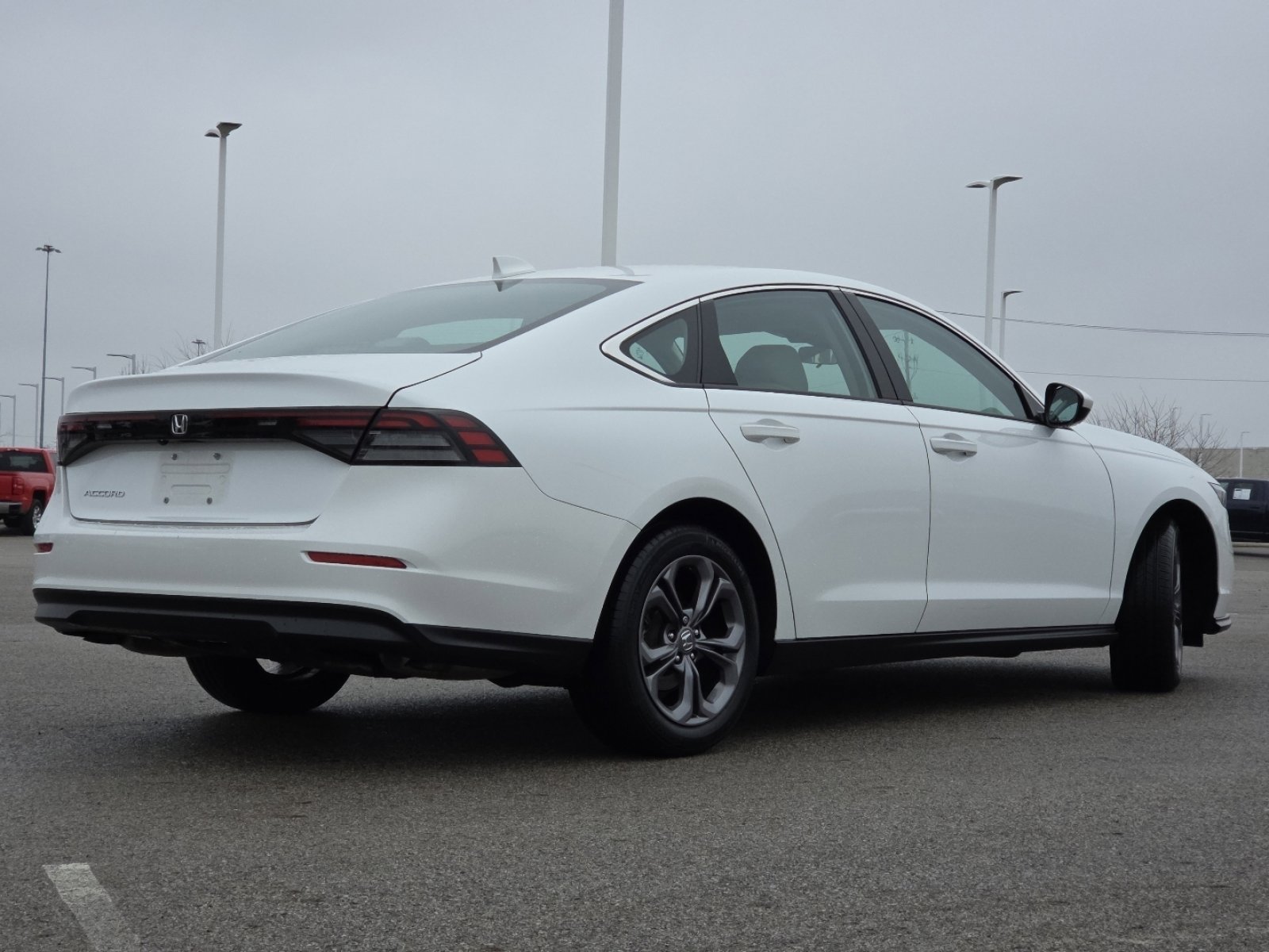 Used 2023 Honda Accord EX image 18