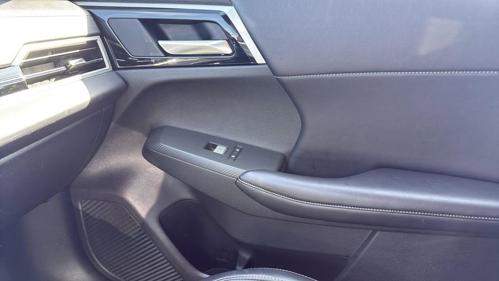 Used 2024 Mitsubishi Outlander SE Black Edition AWD/4WD image 25