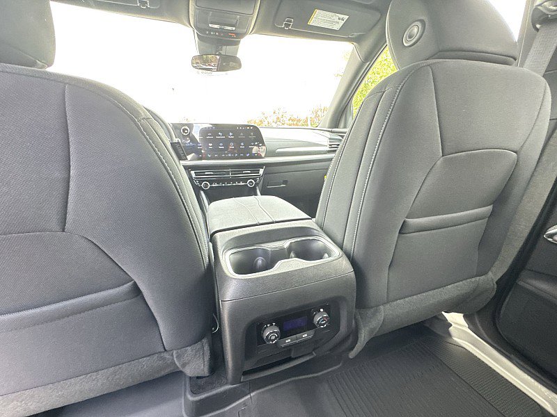 New 2025 Chevrolet Traverse LT w/ Driver Confidence Package image 10