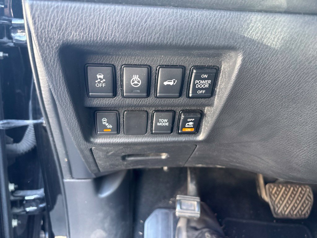 Used 2017 Nissan Pathfinder 4WD image 15