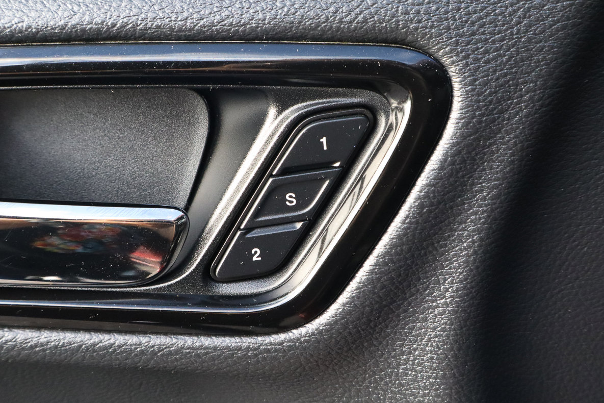 Used 2022 Dodge Durango R/T w/ Blacktop Package image 15