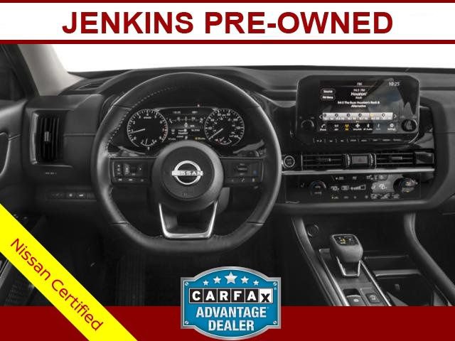 Certified 2022 Nissan Pathfinder SL FWD image 42