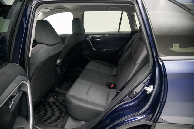 Used 2025 Toyota RAV4 XLE AWD/4WD image 21