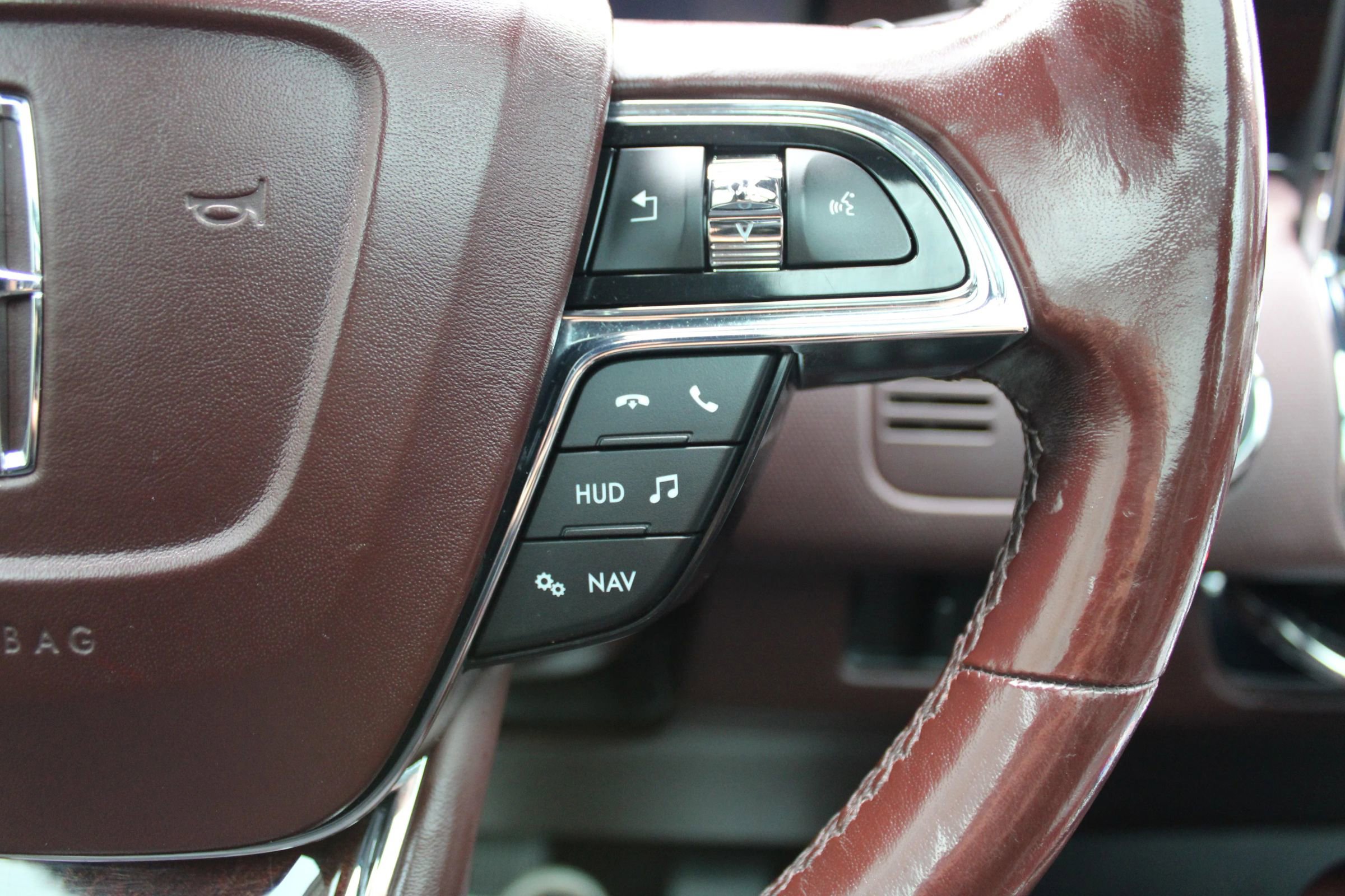 Used 2018 Lincoln Navigator L Black Label w/ Cargo Package image 9