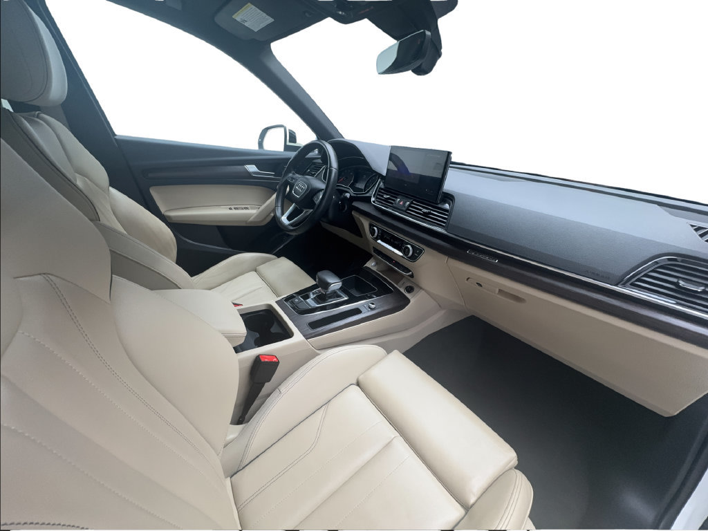 Used 2023 Audi Q5 2.0T Premium w/ Convenience Package AWD/4WD image 29