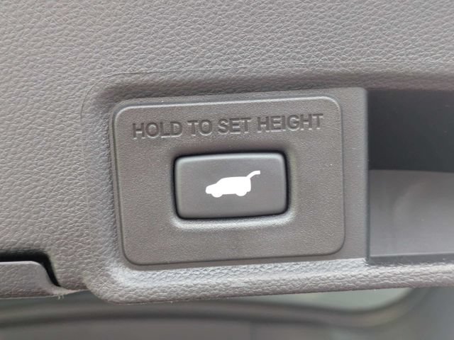Used 2023 Acura RDX w/ Technology Package FWD image 13