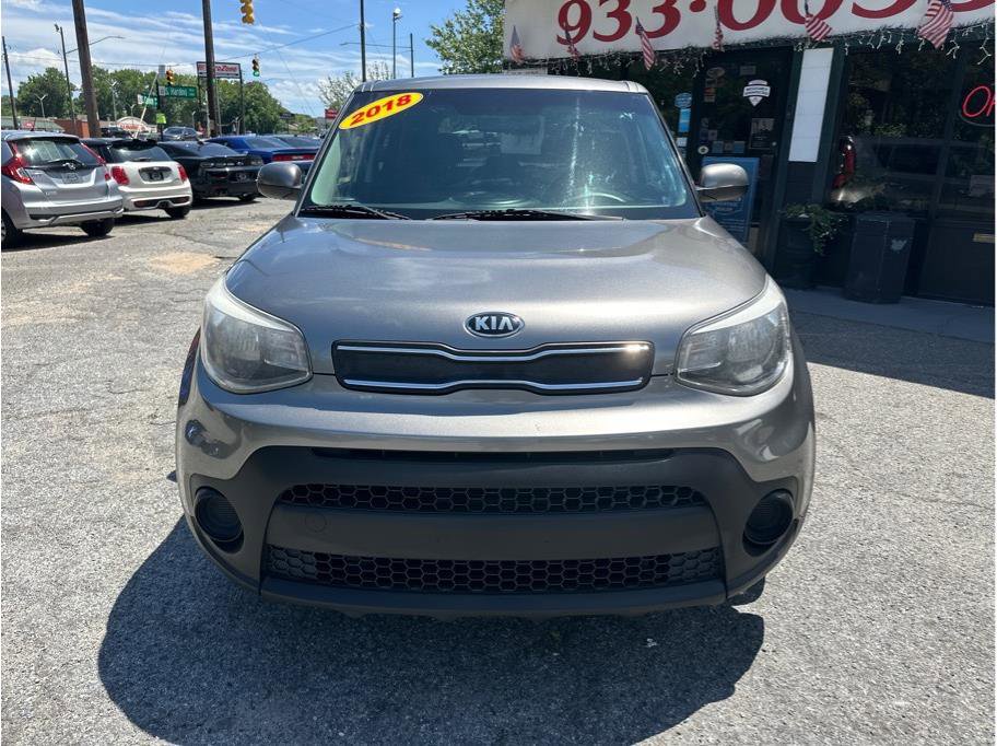 Used 2018 Kia Soul image 2