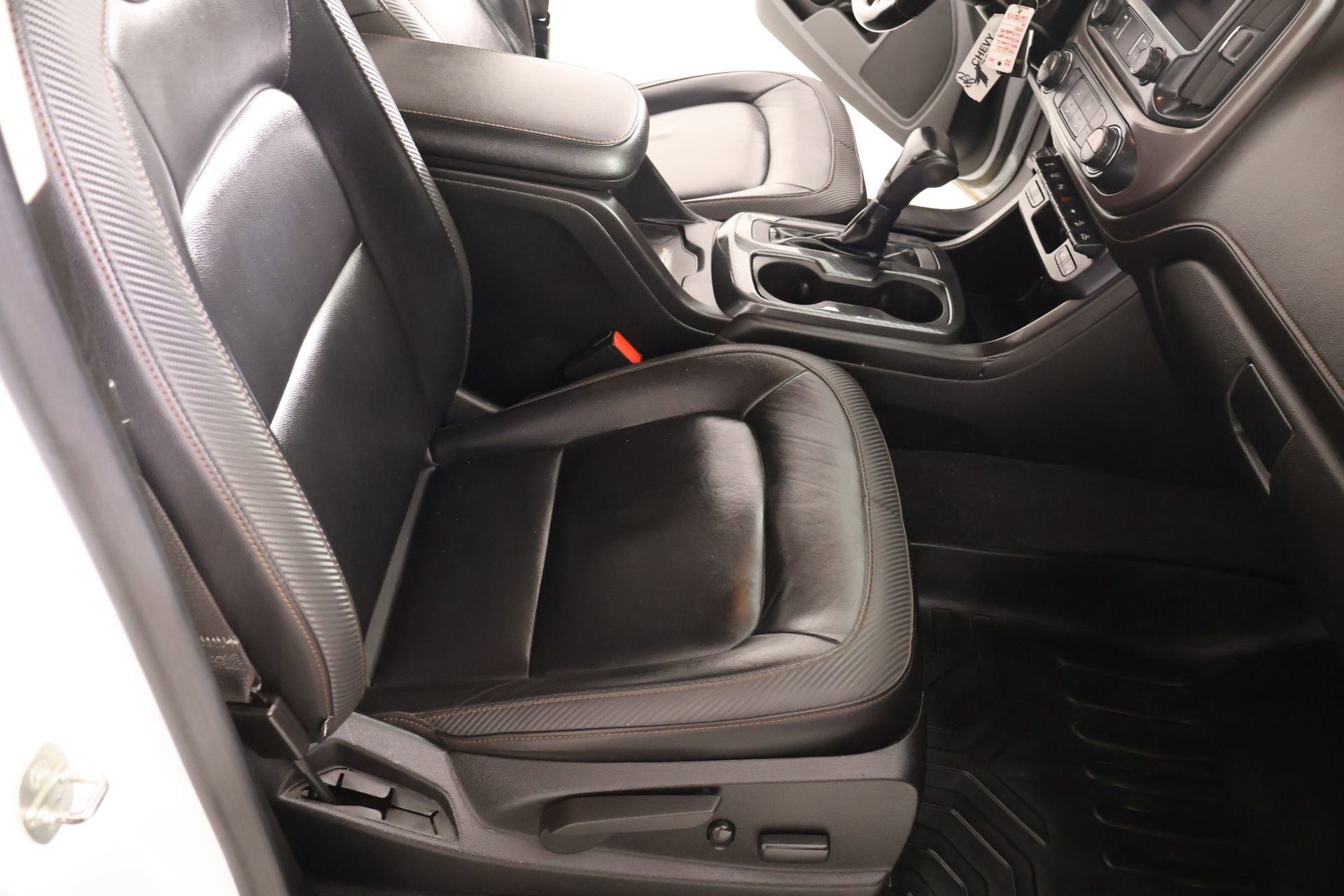 Used 2021 GMC Canyon AT4 w/ Driver Alert Package image 14
