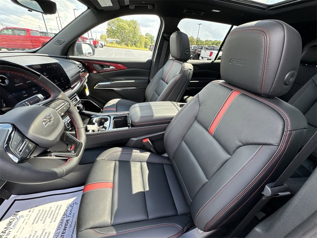 New 2026 Chevrolet Traverse RS image 11
