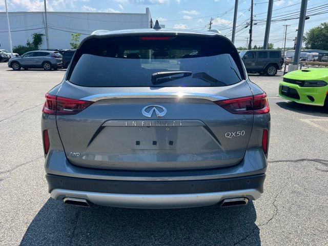 Used 2019 INFINITI QX50 Essential w/ Premium Heat Package AWD/4WD image 4