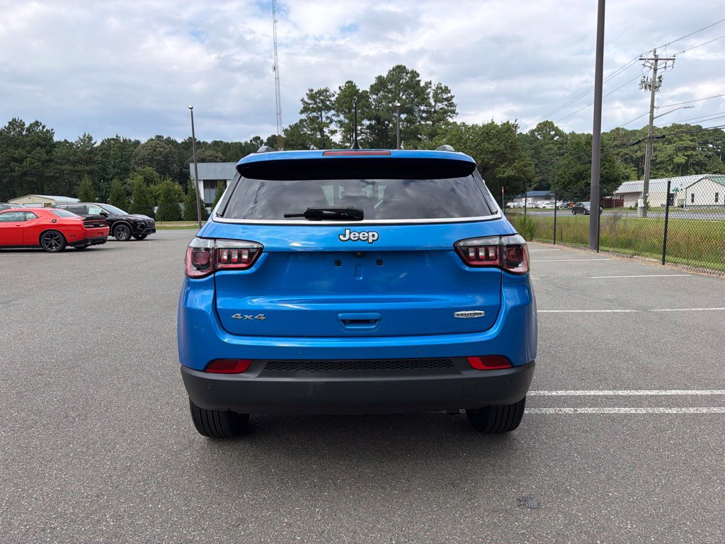 Used 2020 Jeep Compass Latitude AWD/4WD image 6