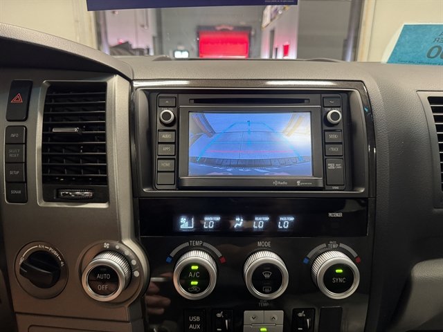 Used 2015 Toyota Sequoia Limited AWD/4WD image 29