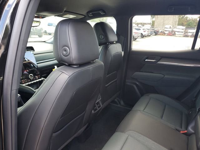 New 2026 GMC Terrain AT4 w/ Technology Package II AWD/4WD image 10
