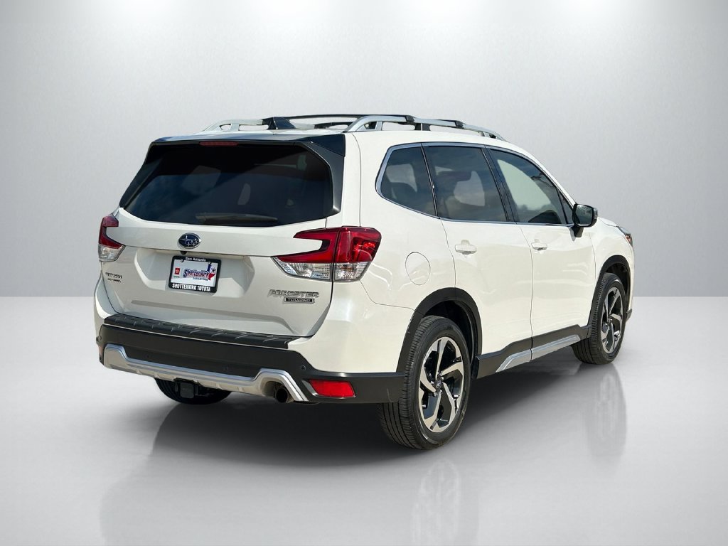 Used 2024 Subaru Forester Touring w/ POP Package 3 AWD/4WD image 5