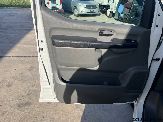 Used 2020 Nissan NV 2500 SV image 14