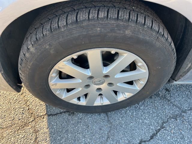 Used 2016 Chrysler Town & Country Touring FWD image 8