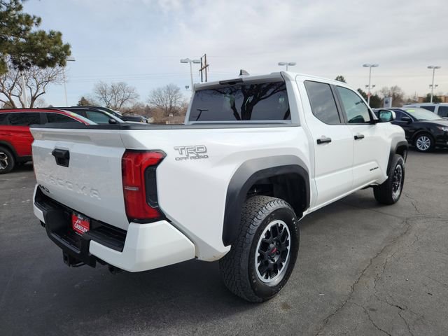 Used 2024 Toyota Tacoma TRD Off-Road image 3