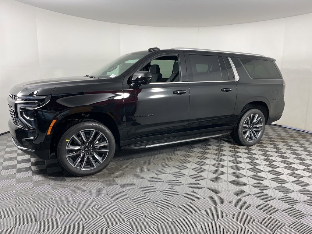 New 2026 Chevrolet Suburban LS image 2