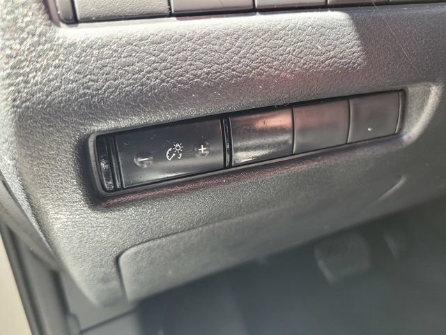 Used 2021 Nissan Rogue S FWD image 19