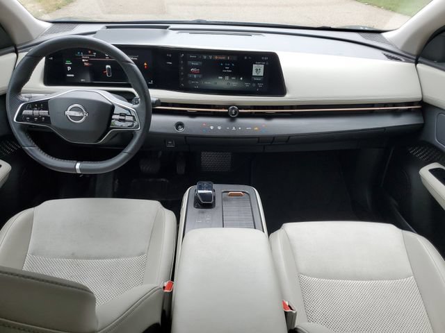 Certified 2023 Nissan Ariya AWD image 24