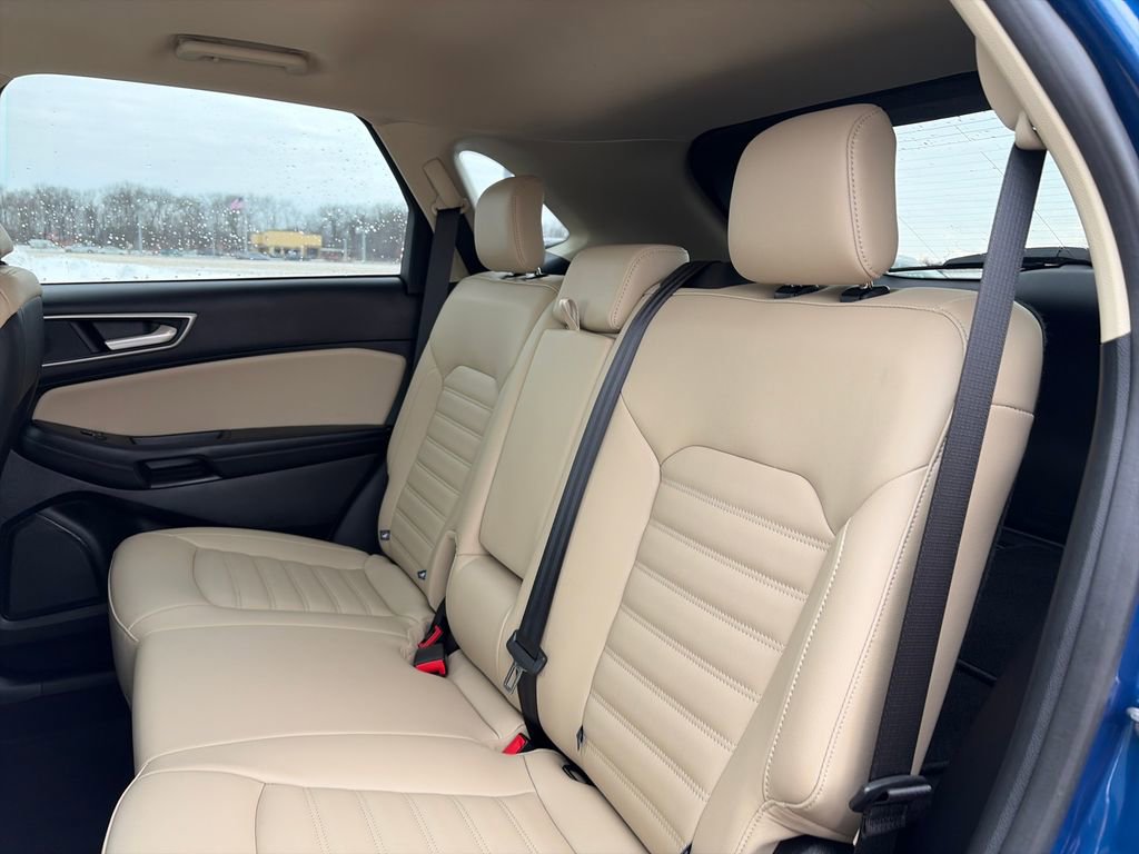 Used 2024 Ford Edge SEL w/ Convenience Package image 32